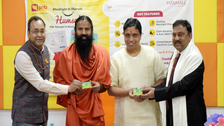 PNB, रुपे के सहयोग से Baba Ramdev ने पेश ...