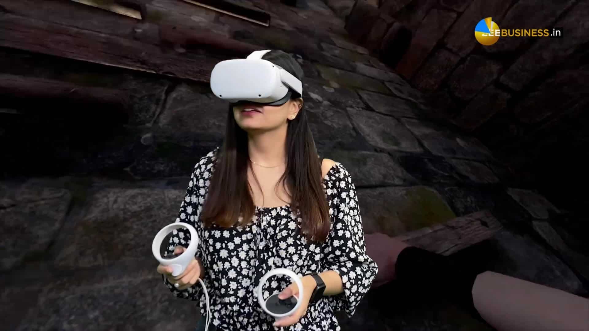 Metaverse क्या है और कैसे काम करता है? | Metaverse Explained In Hindi