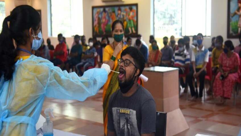 Covid 19 Update: पिछले 24 घंटे में कोरोना वायरस के 3,157 नए केस दर्ज, एक्टिव मामले बढ़कर हुए 19,500