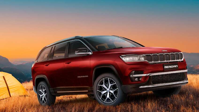 Jeep ने Meridian SUV के लिए शुरू की बुकिंग, इस महीने से होगी गाड़ियों की सप्लाई