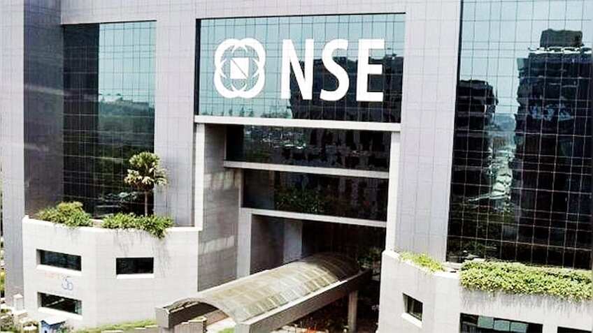 NSE के पूर्व प्रमुख नारायण के खिलाफ सेबी के आदेश पर रोक, SAT का फैसला, जानें पूरा मामला