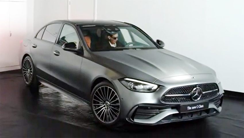 2022 Mercedes-Benz C-Class ने दी मार्केट में दस्तक, कंपनी ने 55 लाख रुपये में किया लॉन्च, देखें तस्वीरें