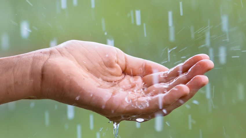 Weather Update: चिलचिलाती गर्मी में दिल्लीवालों को मिलेंगी ठंडक की बौछारें, जानिए IMD का ताजा अनुमान