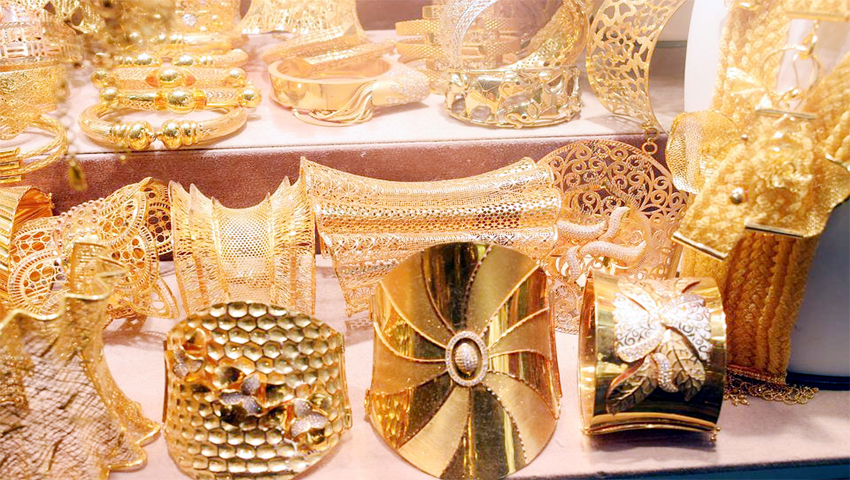 Gold Price Today: सोना-चांदी की कीमत में भारी तेजी, प्रति 10 ग्राम येलो मेटल की कीमत यहां करें नोट