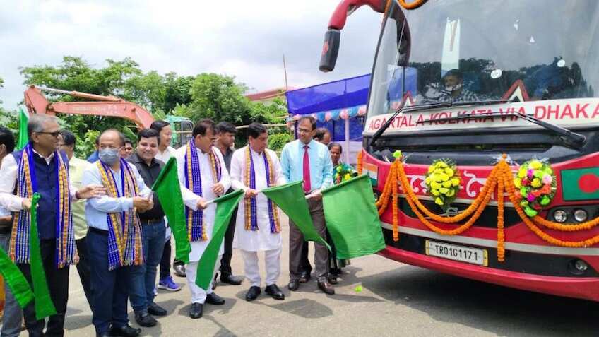 India-Bangladesh Bus Service: दो साल बाद शुरू हुई भारत-बांग्लादेश बस ...