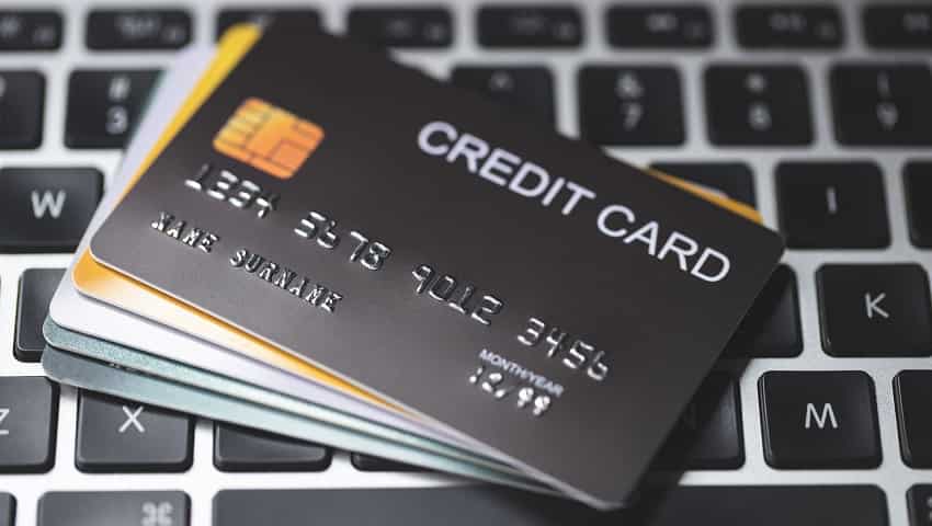 क्रेडिट कार्ड क्या है और क्रेडिट कार्ड से क्या लाभ होता है?