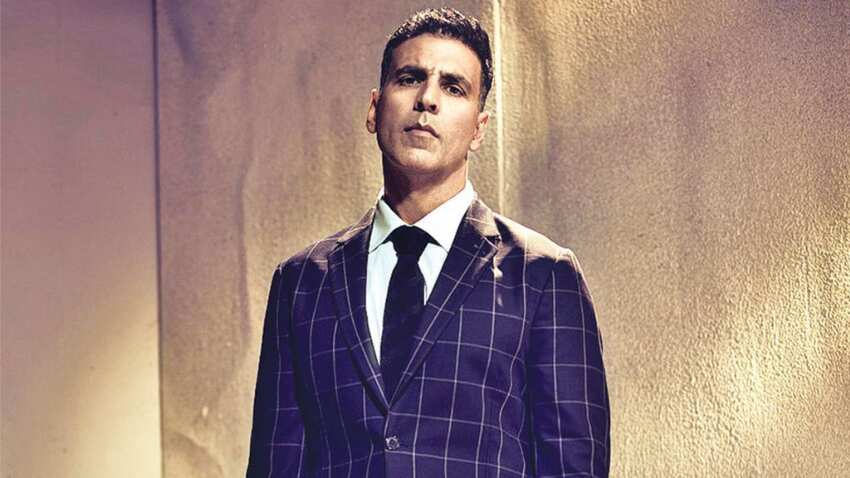 Akshay Kumar फिर बने सबसे ज्यादा टैक्स भरने वाले स्टार, इनकम टैक्स डिपार्टमेंट ने दिया सम्मान पत्र