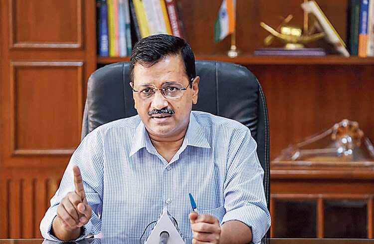 Delhi Liquor Policy: दिल्ली सरकार का बड़ा फैसला,  फिलहाल पुरानी आबकारी नीति ही लागू रहेगी