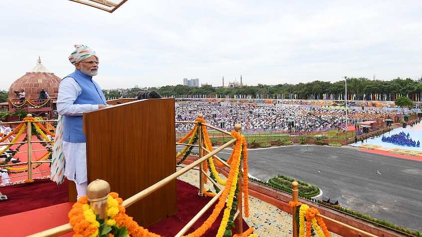 काला धन पर सरकार का प्रहार, PM मोदी ने बताया- 8 वर्षों में कैसे पकड़ा गया 2 लाख करोड़ रुपये का ब्लैक मनी