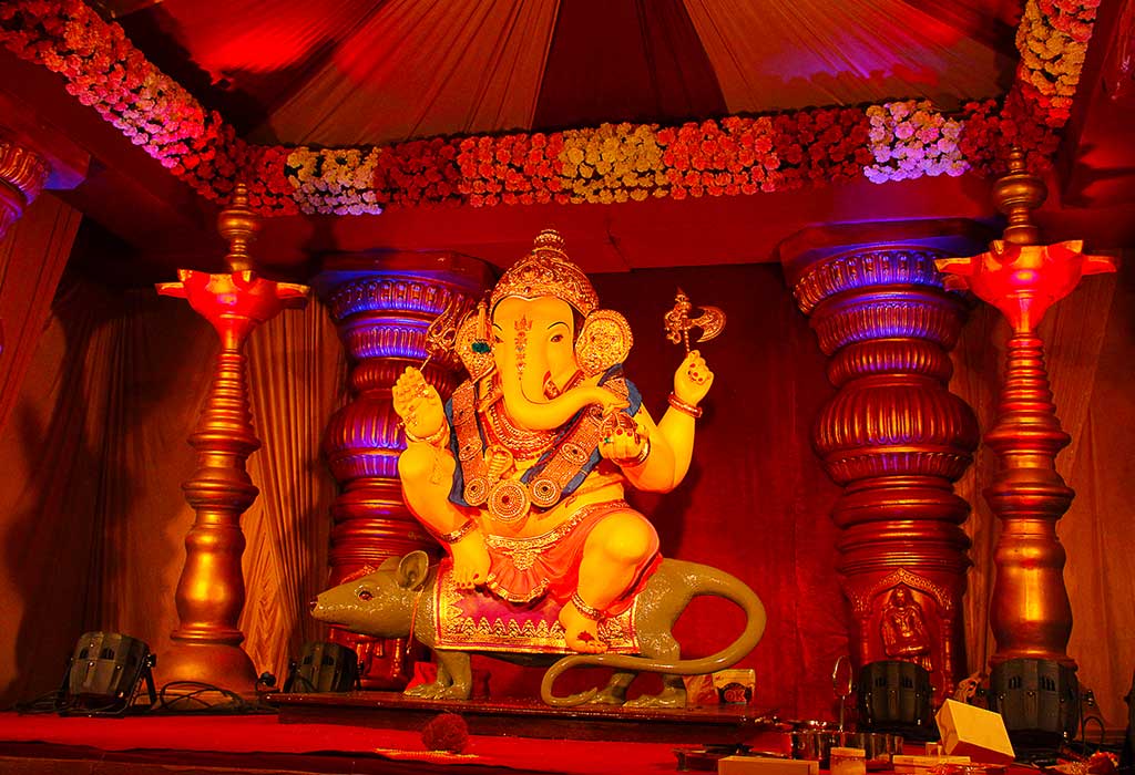 GANESH CHATURTHI 2022: कब है गणेश चतुर्थी ? जानें महत्व, शुभ मुहूर्त और पूजन सामग्री लिस्ट