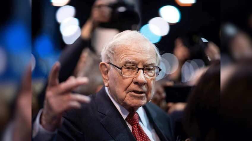 Warren Buffett: कहानी एक ऐसे अरबपति की जिसने 11 साल की उम्र से शुरू किया निवेश, ट्विटर पर किसी को नहीं करते फॉलो 