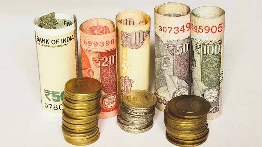 Mutual Funds: पसंदीदा एसेट क्‍लास में निवेश की सुविधा, मंथली SIP से बन सकते हैं करोड़पति; जानिए म्‍यूचुअल फंड के फायदे 