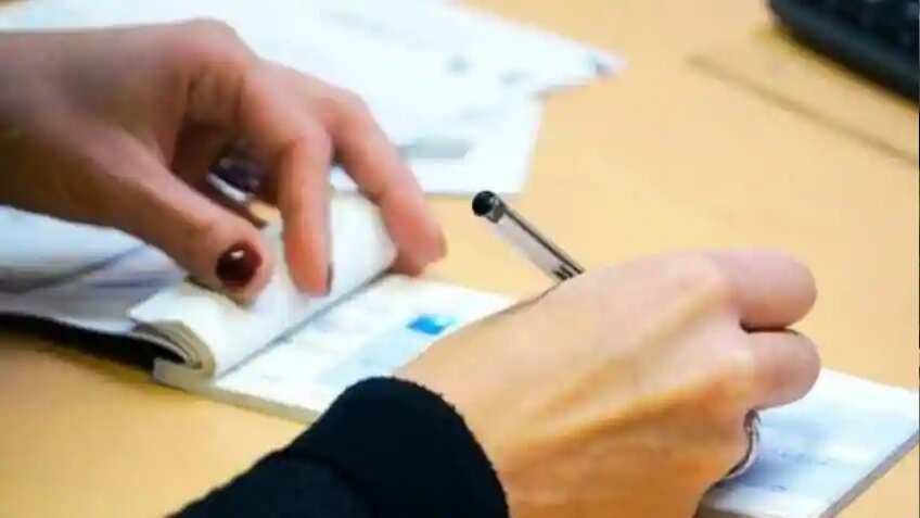 चेक बाउंस मामलों की तेजी से होगी सुनवाई, दिल्ली हाईकोर्ट ने नियुक्त किए 5 रिटायर्ड न्यायाधीश