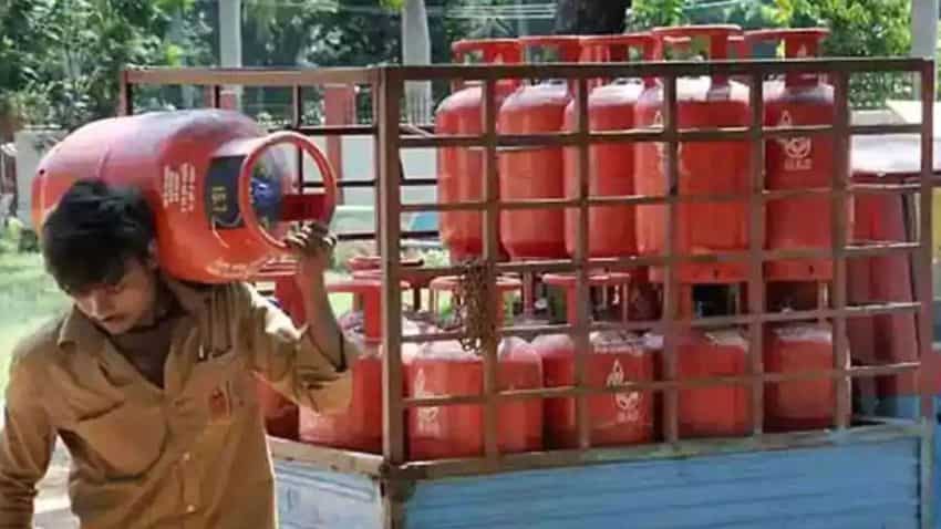 अब एक मिस्ड कॉल में मिल जाएगा नया LPG कनेक्शन, सिलेंडर घर पहुंचा जाएगा Indane, ये है नंबर 