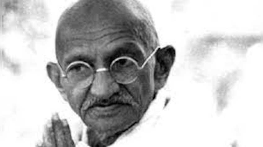 Mahatma Gandhi Jayanti: महात्मा गांधी की पुण्यतिथि, जानें कैसे बने राष्ट्रपिता और उनके जीवन से जुड़ी रोचक बातें
