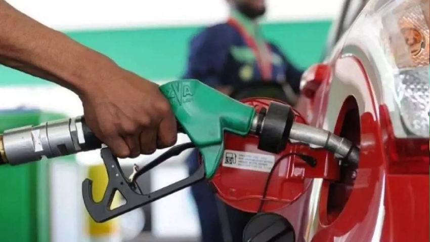 Petrol-Diesel की बिक्री में आया बड़ा उछाल, ATF और रसोई गैस की खपत भी बढ़ी