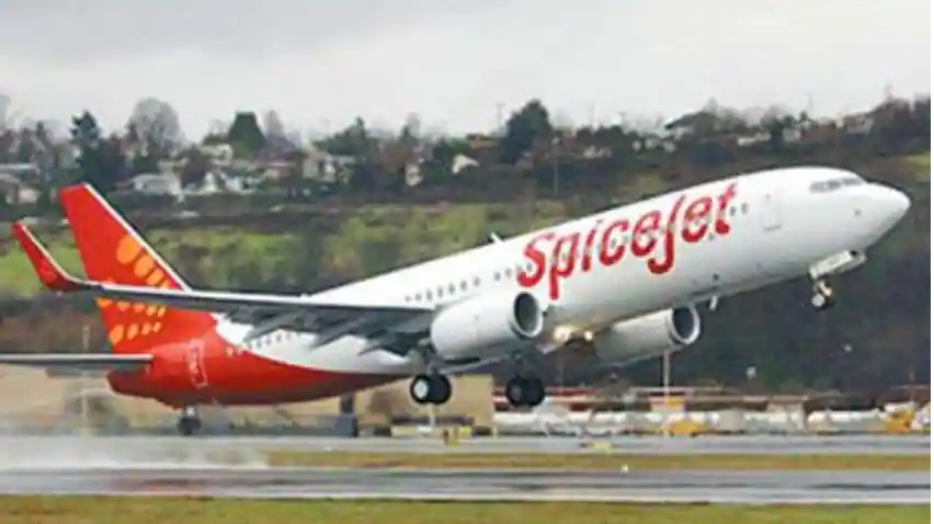 Spicejet ने पायलटों को दिया दिवाली गिफ्ट, एक बार फिर बढ़ाई सैलरी, 80 घंटे उड़ान के लिए मिलेगा इतना वेतन