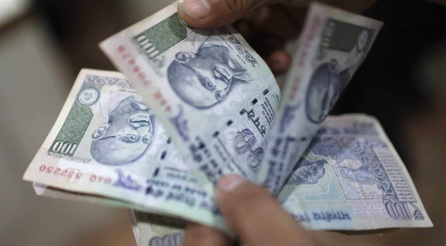 Post Office Scheme: केवल 299 रुपये में मिलेगा 10 लाख रुपये तक इंश्योरेंस कवर का फायदा, यहां जानिए डीटेल्स