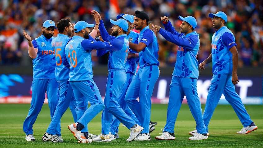 India vs South Africa Head to Head Records: वर्ल्ड कप में कल दक्षिण अफ्रीका से भिड़ेगी टीम इंडिया, जानें किसमें कितना है दम
