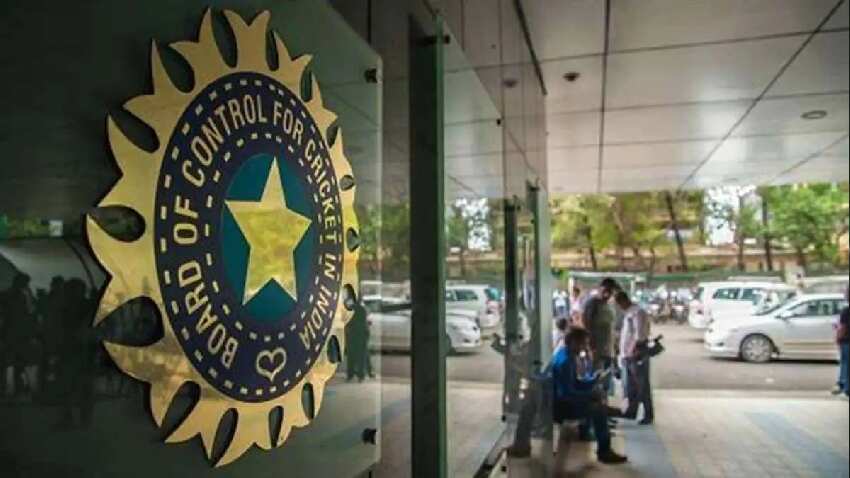 क्या BBL और CPL जैसी विदेशी लीग में खेल पाएंगे भारतीय खिलाड़ी, दिग्गजों के बयान से BCCI पर बढ़ेगा दबाव