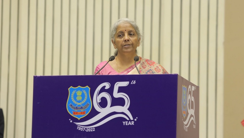 वित्त मंत्री ने एजेंसियों से कहा- नशीले पदार्थों की तस्करी में शामिल 'बड़ी मछलियों' पर लें एक्शन, पता लगाएं कौन है इसके पीछे