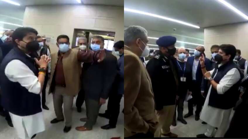 भीड़ और असुविधा के चलते चर्चा में Delhi Airport, ज्योतिरादित्य सिंधिया ने किया निरीक्षण- दिए ये निर्देश