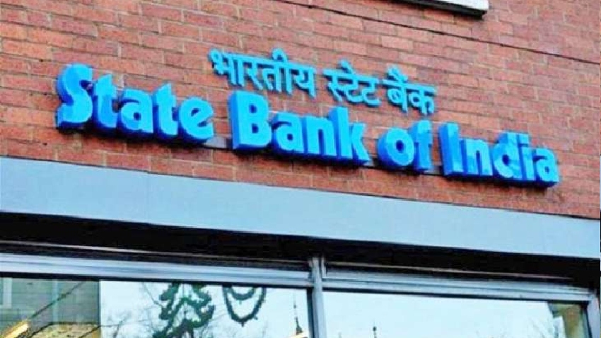सावधान! SBI खाता धारक इस बात का रखें ख्याल वरना एक मैसेज कर देगा आपका अकाउंट खाली
Attention SBI account holders should keep this in mind otherwise a message will send your account empty