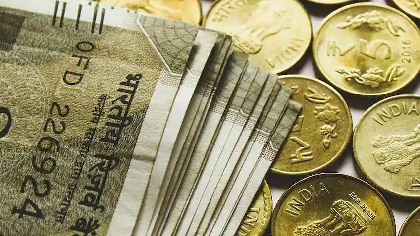 Budget 2023: बुजुर्गों के लिए वृद्धावस्था पेंशन में बढ़ोतरी, इनकम टैक्स में राहत, GST छूट की मांग