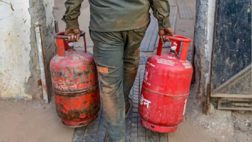 रसोई गैस से इतनी सड़ी हुई गंदी बदबू क्यों आती है, आखिर LPG में ऐसा क्या होता है?