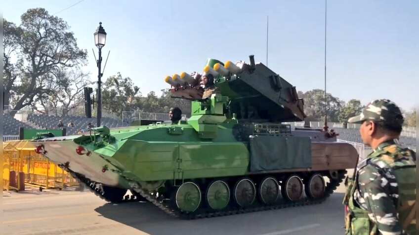 Republic Day Parade Tickets: रिपब्लिक डे परेड में ऑनलाइन टिकट वालों को ही मिलेगी एंट्री, ऐसे घर बैठे बुक करें टिकट