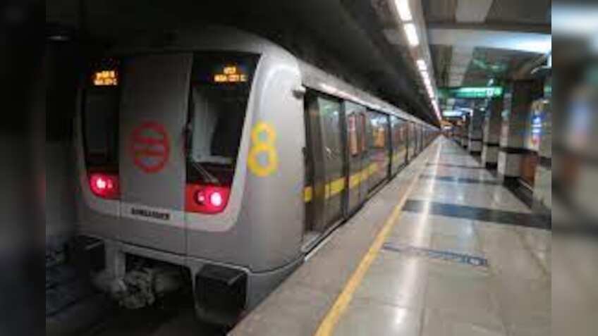 Delhi Metro: 26 जनवरी को मेट्रो में फ्री में सफर करने का मौका, पूरी करनी होगी DMRC की ये शर्त, जानिए कैसे मिलेगा फायदा