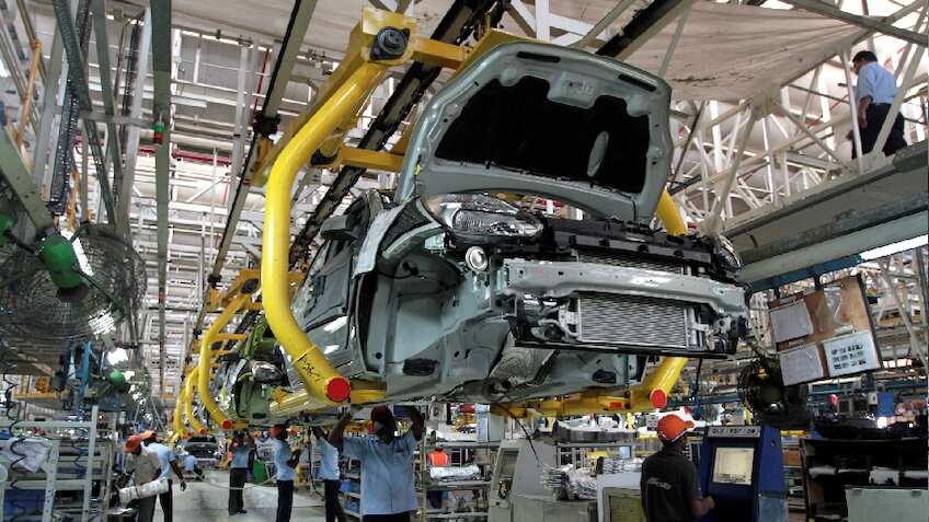 अभी भी बरकरार है सेमीकंडक्टर की समस्या, मारुति सुजुकी की मैन्यूफैक्चरिंग पर पड़ रहा बुरा असर