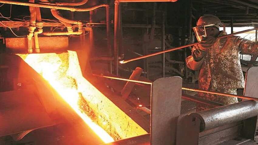 बजट से पहले सरकार को मिली खुशखबरी, दिसंबर में 8 कोर सेक्टर का उत्पादन 7.4% बढ़ा, 3 महीने के हाई पर पहुंचा