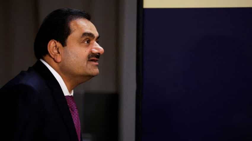 Adani Stocks Falls: अदानी शेयरों में भारी बिकवाली जारी, 7 दिन में निवेशकों के डूबे ₹9 लाख करोड़-देखें पूरी डीटेल्स