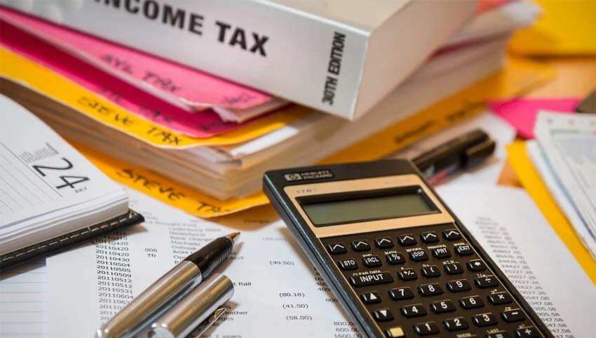 Income Tax Slab 2023: नए रिजीम में ₹7.5 लाख सैलरीड इनकम टैक्‍स फ्री, पुराने स्‍ट्रक्‍चर में कितना लगेगा टैक्‍स; देखें कैलकुलेशन