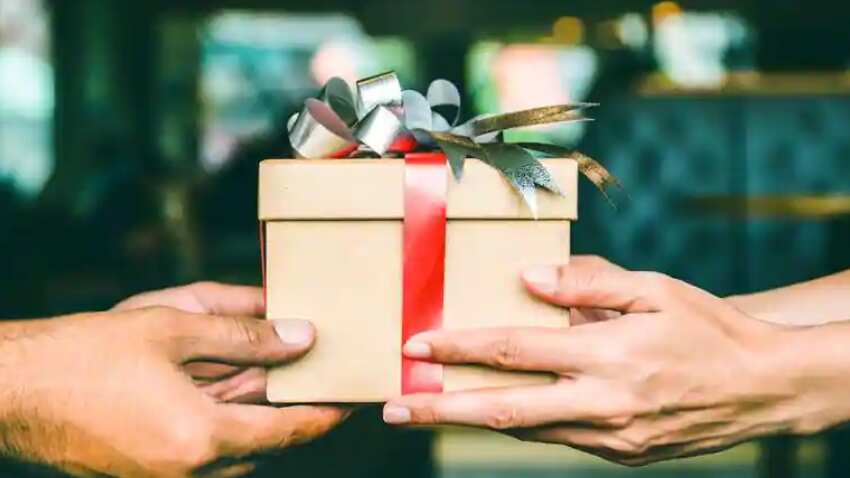 ये खास Gifts देकर पति को करें खुश - best gifts for husband-mobile