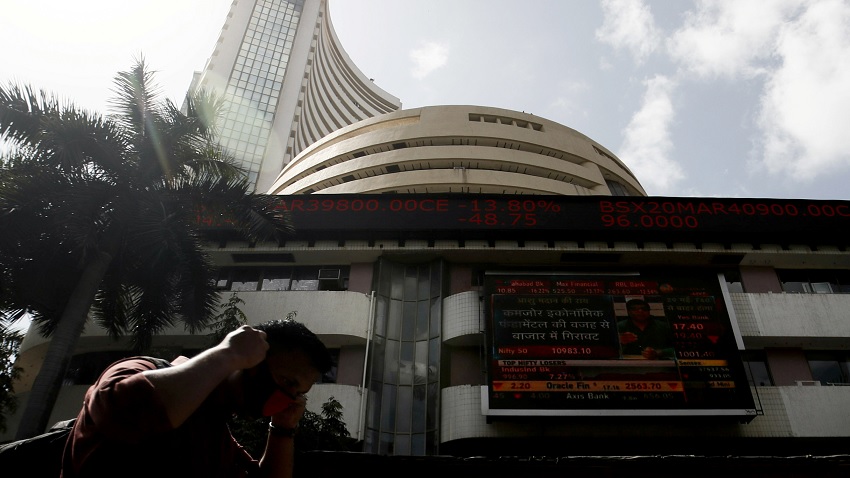 Stock Market: मिलेजुले संकेतों से इस हफ्ते शेयर बाजार में रहेगी अस्थिरता, ये फैक्टर्स रहेंगे हावी, जानिए यहां