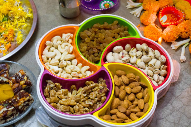 Dry Fruits Testing: ड्राई फ्रूट्स खरीदते समय इन बातों का रखें ध्यान, ये चीजें जरूर करें चेक