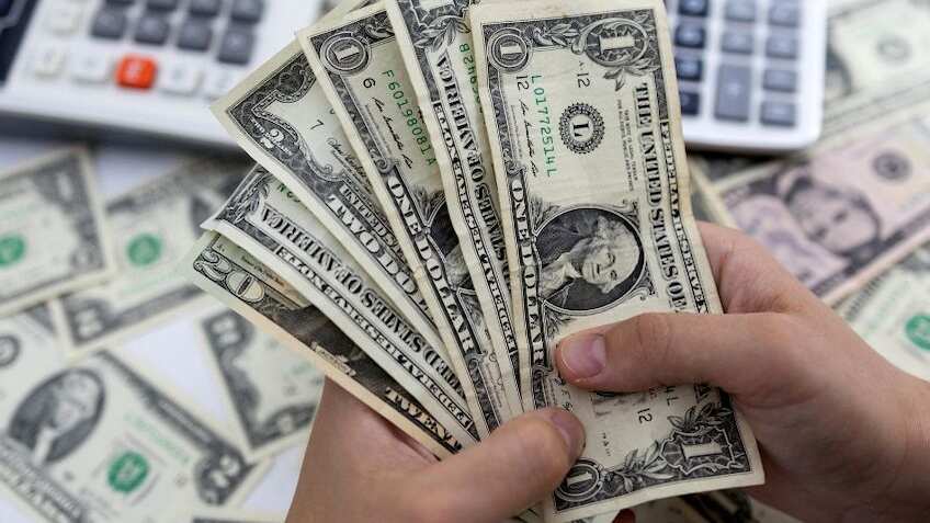 Investment Tips: विदेश में पैसा भेजना हुआ महंगा, चार गुना लगेगा TCS, एक्सपर्ट्स से जानें विदेश में निवेश का सही तरीका