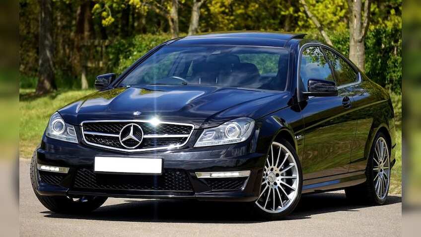 Upcoming EVs: Mercedes-Benz लेकर आ रही है 4 नए इलेक्ट्रिक व्हीकल, 8-12 महीने में होंगे लॉन्च