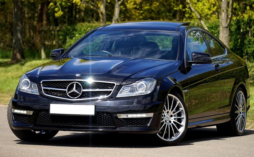 Upcoming EVs: Mercedes-Benz लेकर आ रही है 4 नए इलेक्ट्रिक व्हीकल, 8-12 महीने में होंगे लॉन्च