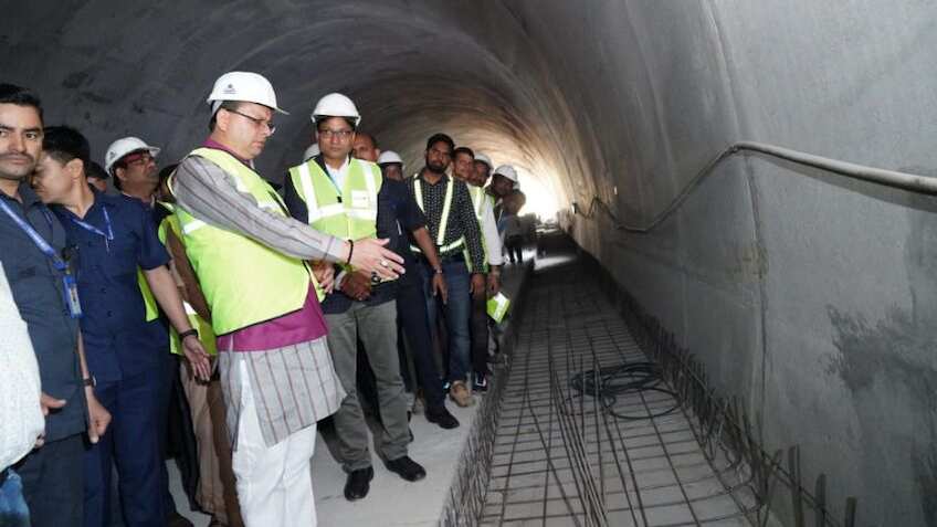 Delhi-Dehradun Expressway: सिर्फ ढाई घंटे में दिल्ली से पहुचेंगे देहरादून, जानिए कब तक पूरा हो जाएगा ये एक्सप्रेसवे