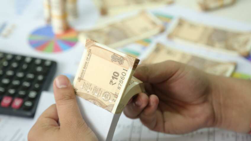 बेरोजगारों के लिए खुशखबरी, 1 अप्रैल से सरकार देगी बेरोजगारी भत्ता, हर महीने बैंक अकाउंट में आएगा पैसा, जानें डीटेल्स