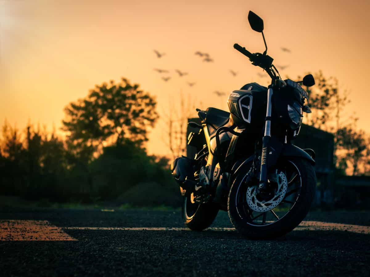 Upcoming 2 Wheelers: इस महीने बाजार में दस्तक देंगे ये दमदार व्हीकल्स, Yamaha से लेकर Hero तक का लिस्ट में नाम