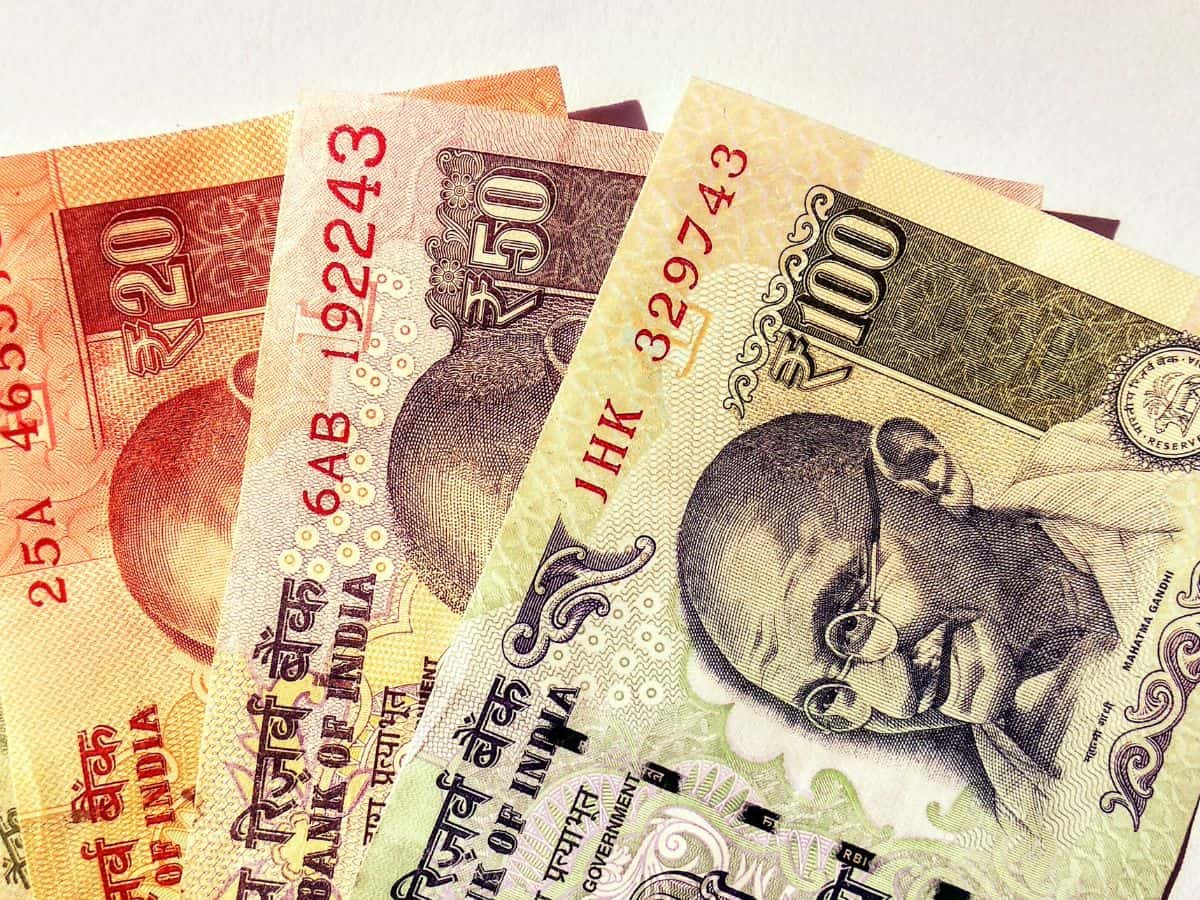 दमदार लिस्टिंग के बाद Mankind Pharma का शेयर खरीदें या बेचें? ब्रोकरेज हाउस ने कन्फ्यूजन किया दूर, जानें इनवेस्टमेंट स्ट्रैटेजी