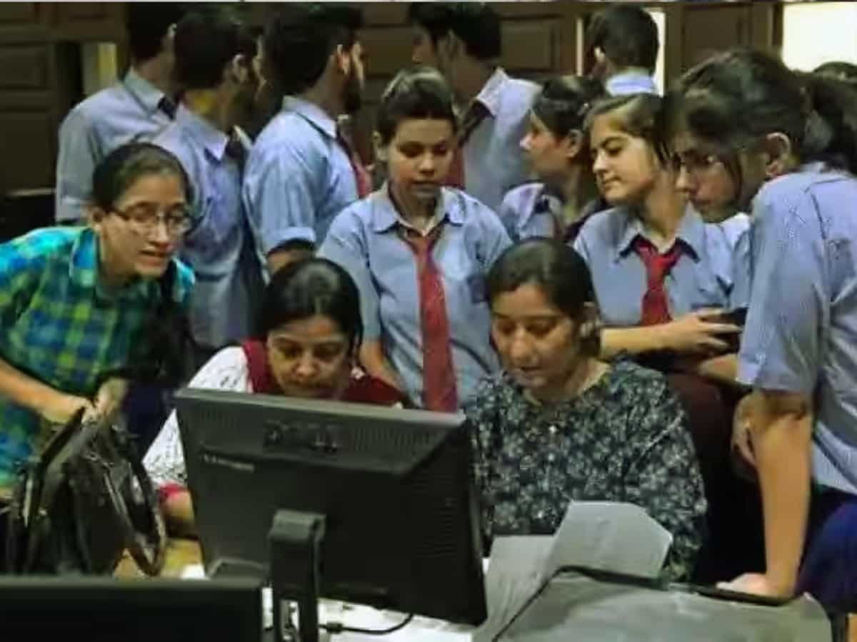 CBSE Class 10th 12th Result: जल्‍द जारी हो सकता है सीबीएसई बोर्ड का रिजल्‍ट, जानें कैसे और कहां कर सकते हैं चेक 