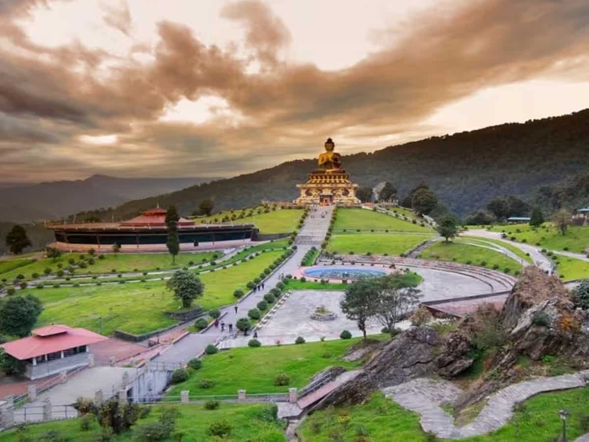 गर्मियों की छुट्टी में सस्ते में करें सिक्किम-दार्जलिंग की सैर,IRCTC दे रहा है शानदार मौका