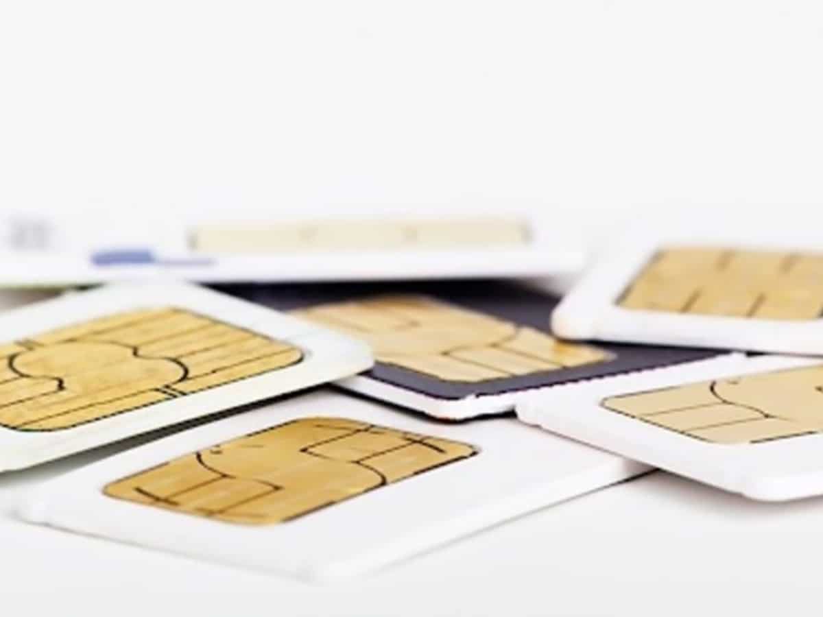 फर्जी SIM का खेल होगा खत्म! DOT ने बंद किए जाली डॉक्यूमेंट्स पर जारी 30,000 सिम कार्ड