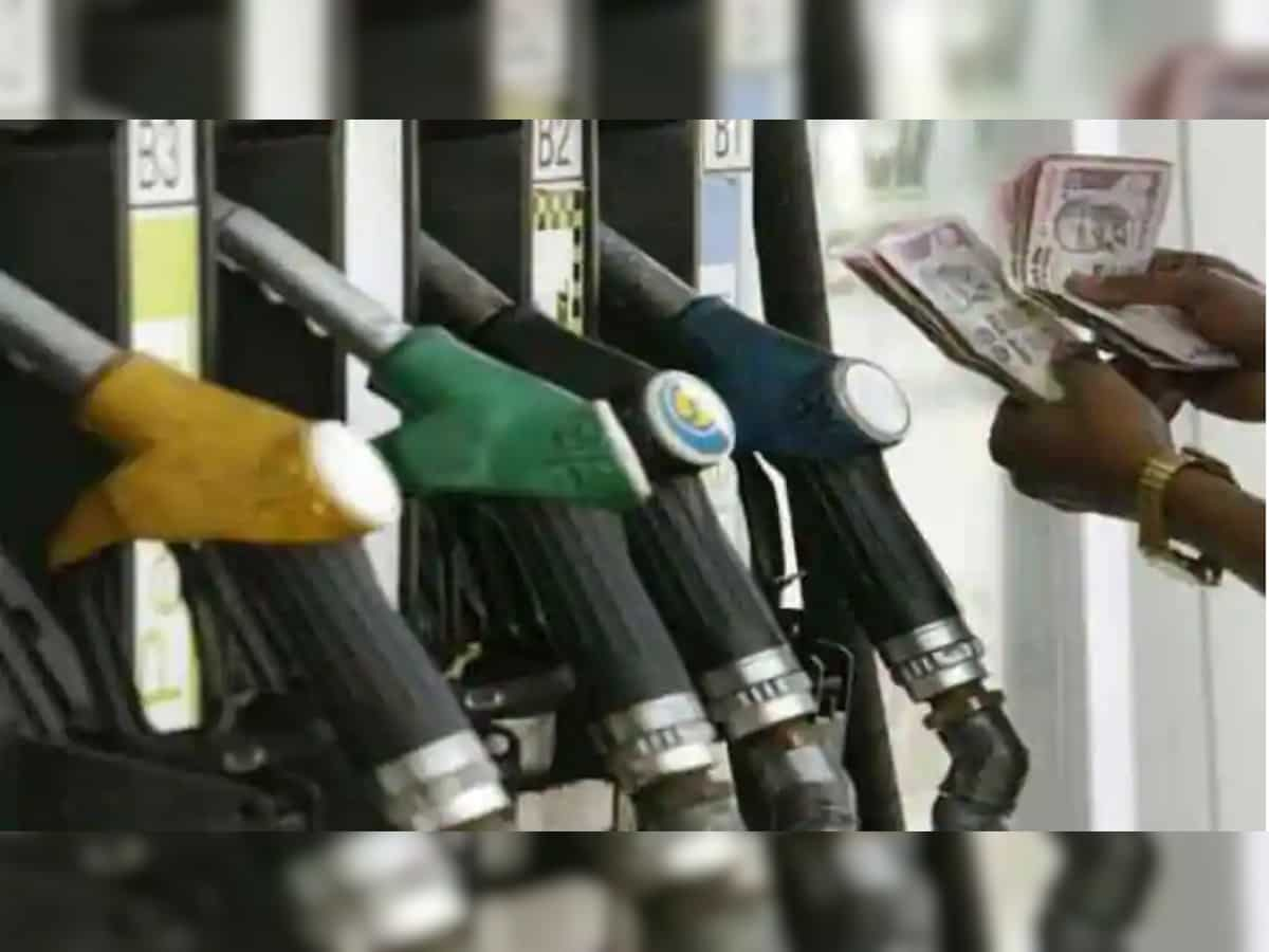 Petrol-Diesel Price Today: 1 साल से नहीं बदले पेट्रोल-डीजल की कीमतें, क्या आज मिली गुड न्यूज?