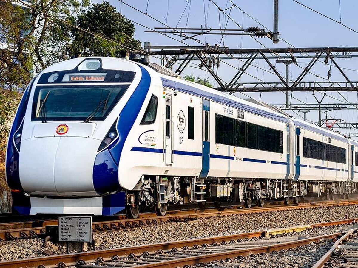 400 वंदे भारत ट्रेन बनाने की प्रक्रिया शुरू,  उत्तराखंड को जल्द ही मिल सकती है ये हाई स्पीड ट्रेन, जानिए प्लान